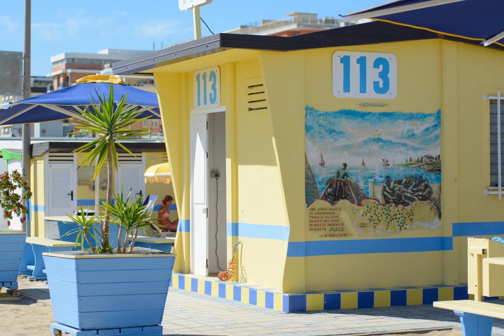 Hotel Nuova Medusa Rimini Exterior foto